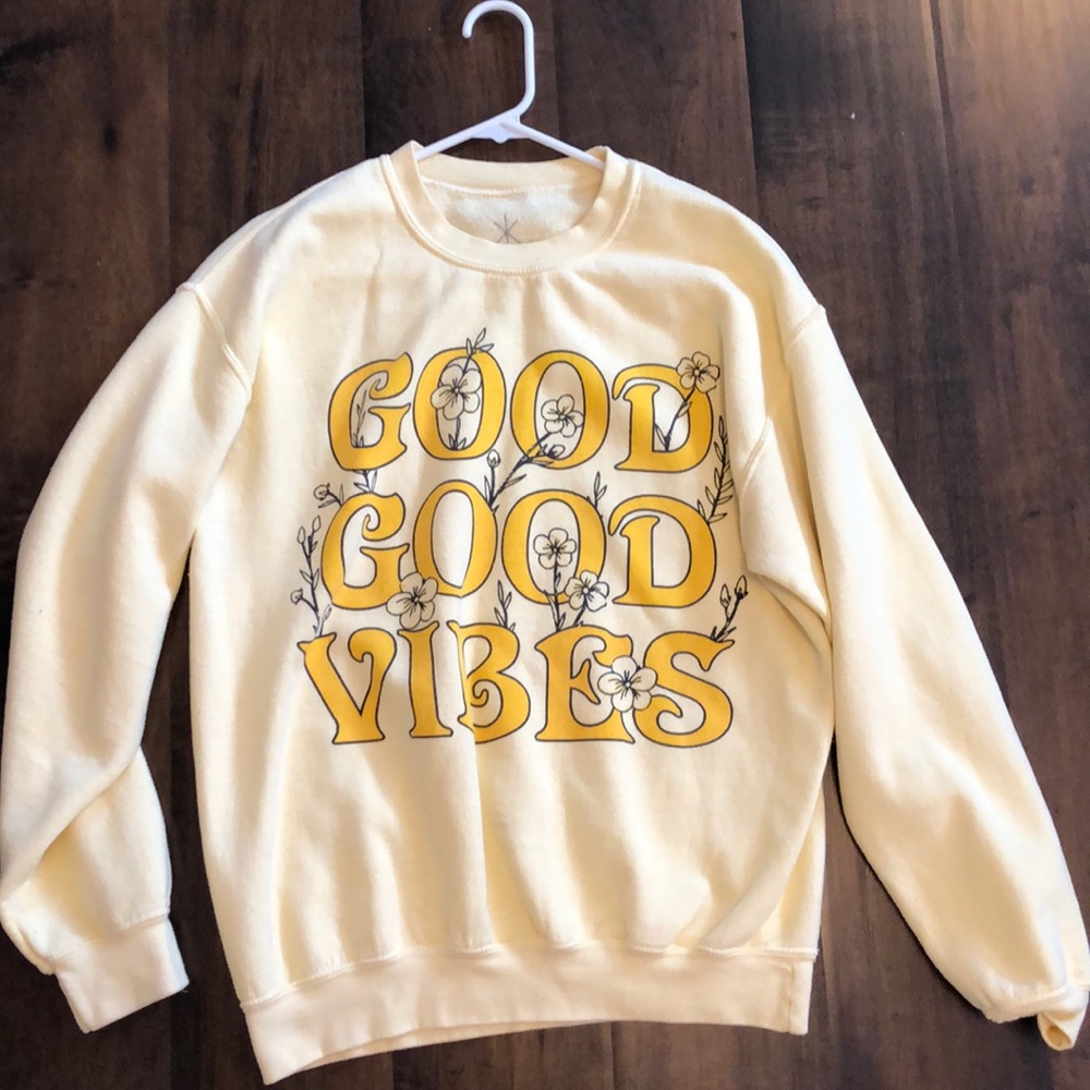 Yellow sweatshirt